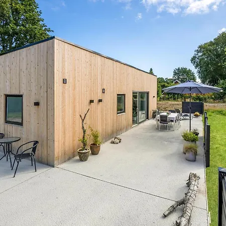 Amazing In With Kitchen Holiday home *